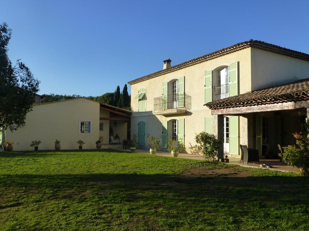 Chambre D'Hotes "La Bastide Des Eucalyptus" Antibes Exterior photo