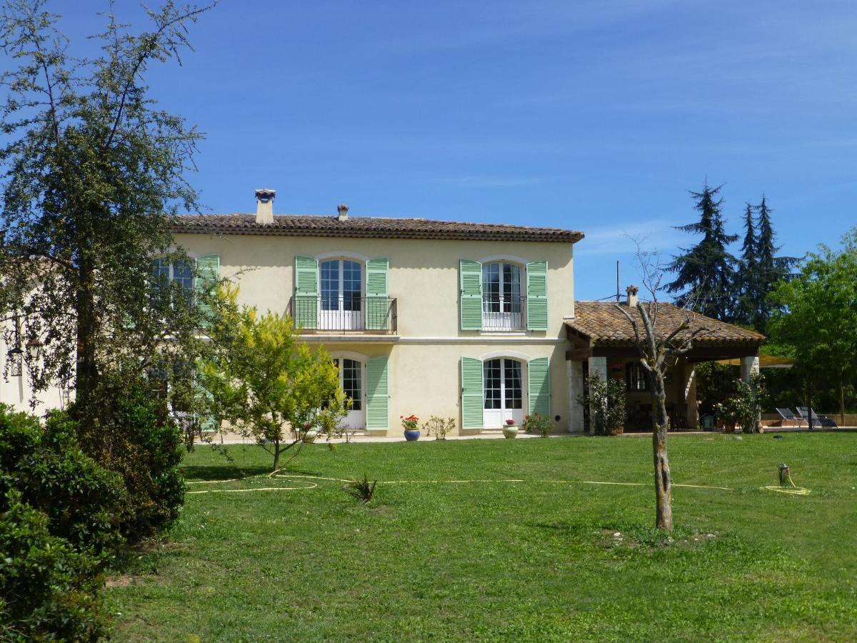 Chambre D'Hotes "La Bastide Des Eucalyptus" Antibes Exterior photo
